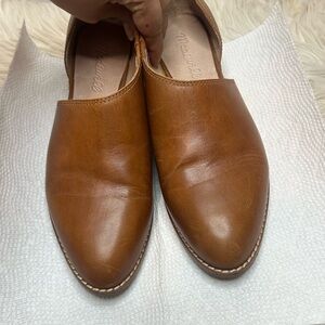 Madewell booties sleek and cute, slight used